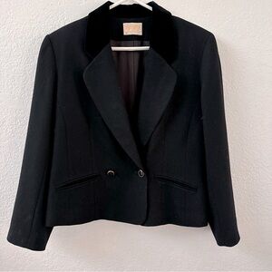 Pendleton Woolen Mills 100% Black Virgin Wool Blazer Velvet Lapel Size 14 ￼